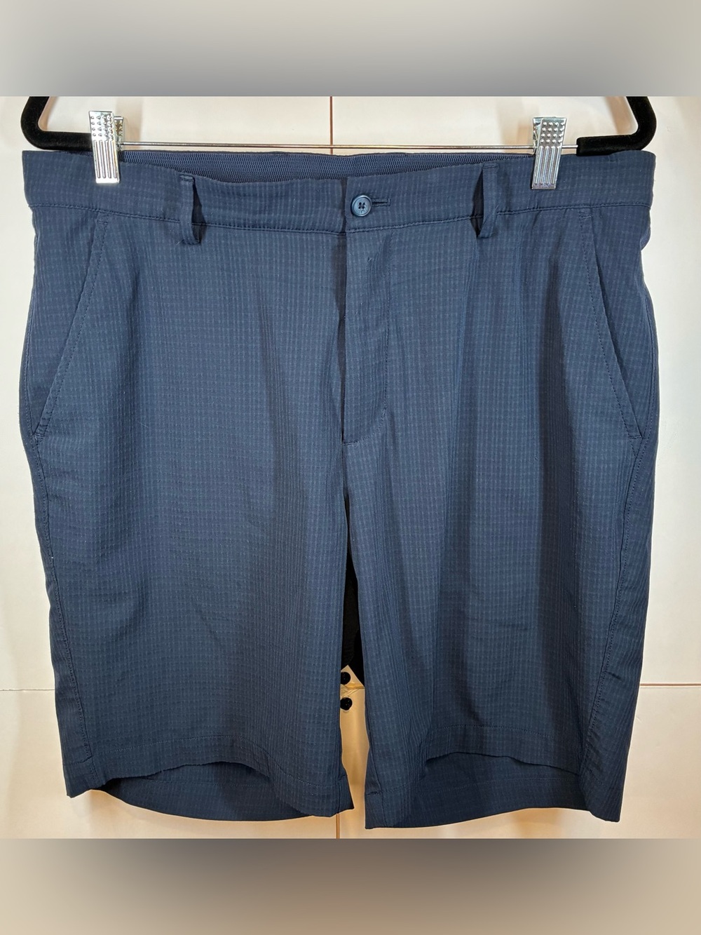 Greg Norman Performance Golf Shorts Men's Navy Stretch Flat Front Size 34